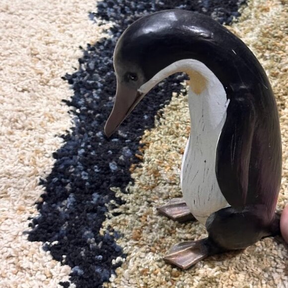 Penguin Tabletop Decor - Medium to Large size Hand Carved Art Penguin NWOT - Picture 8 of 13